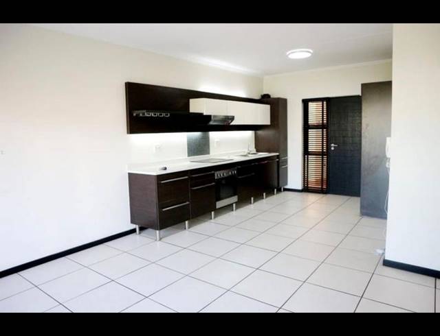 2 BEDROOM APARTMENT FOR SALE IN GREENSTONE HILL